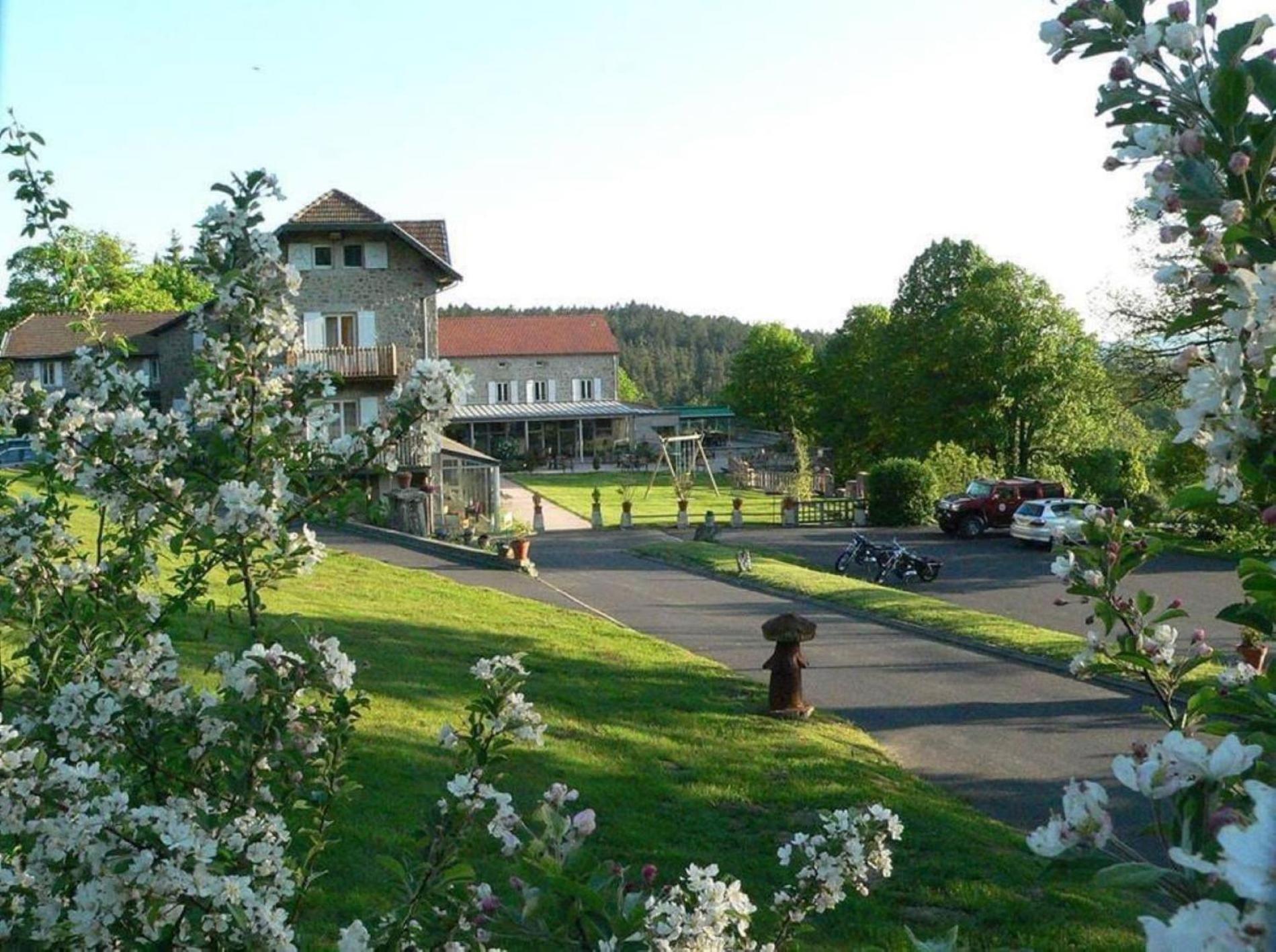 Hob Fort Du Pre Saint-Bonnet-le-Froid Exterior foto